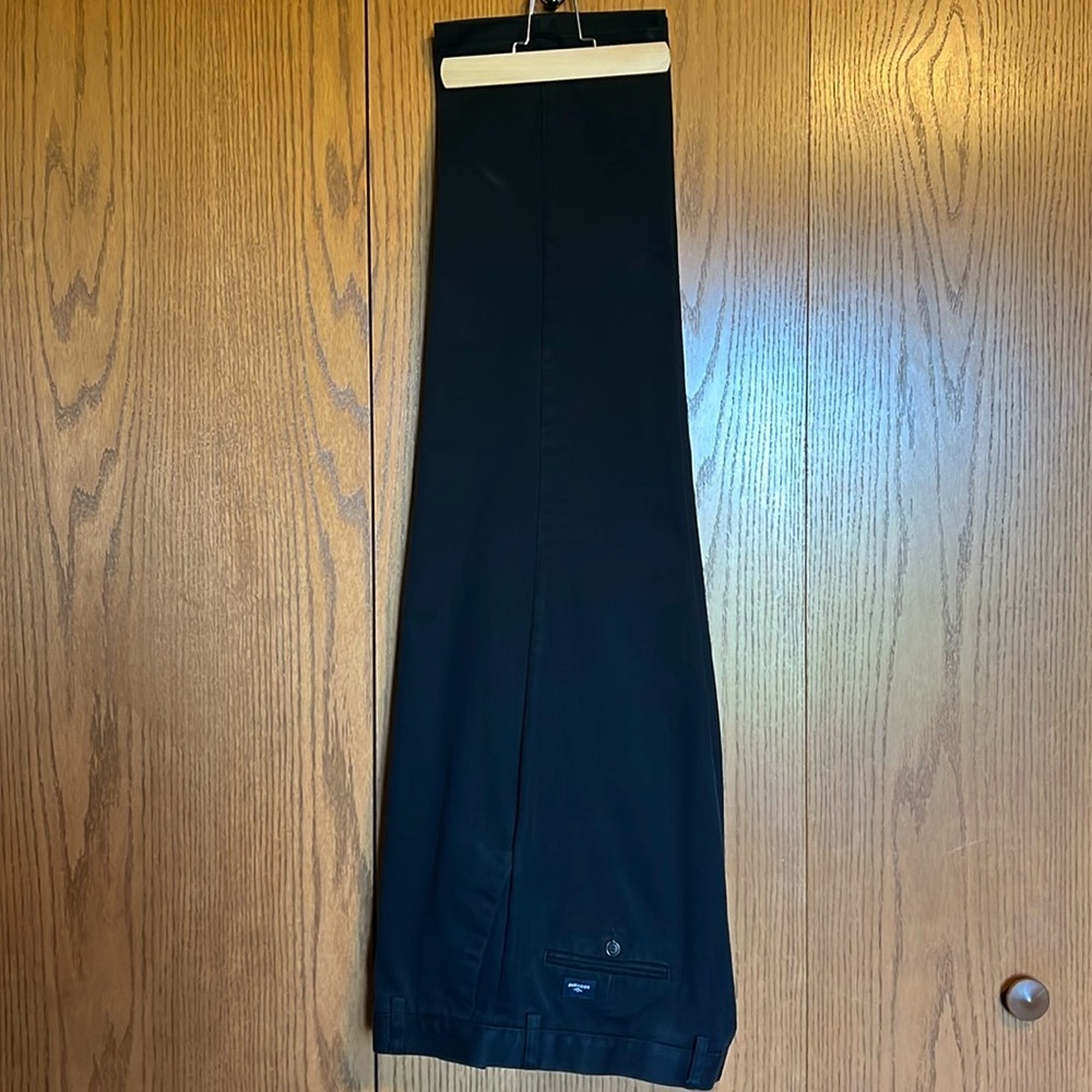 Dockers Flat Front Black Dress pants. 38x32